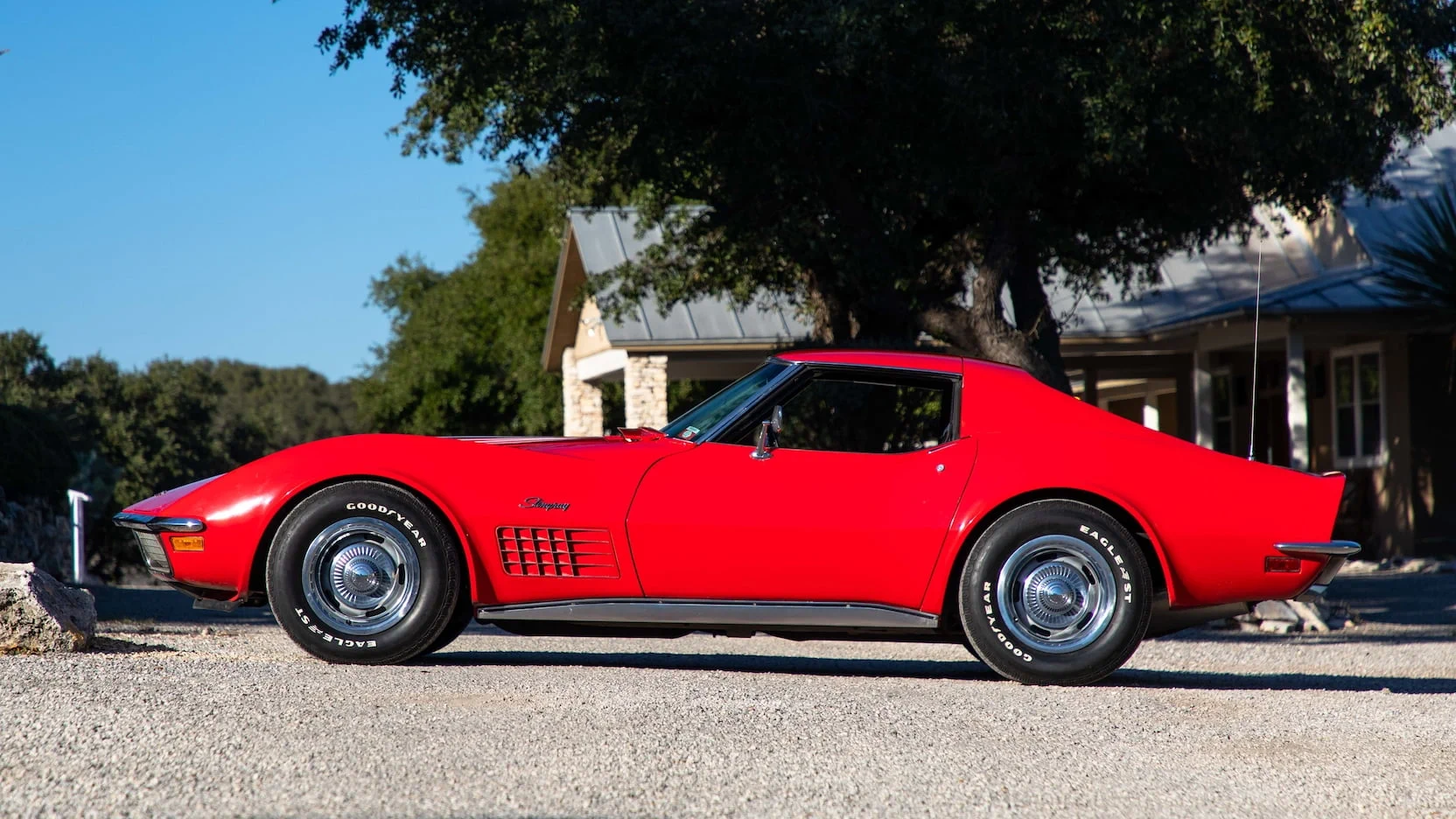 Corvette Generations/C3/C3 1972 Left 2.webp